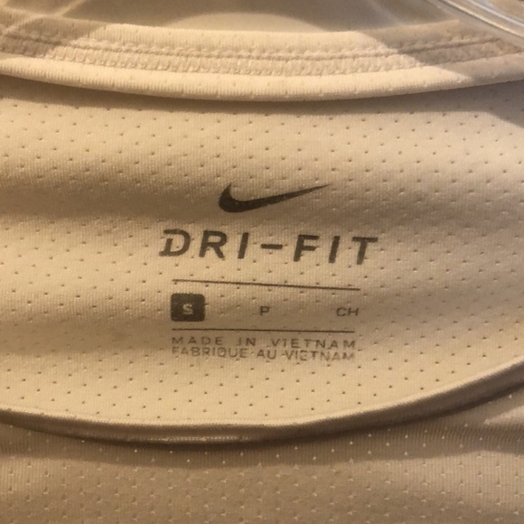 Nike Girls’ Long-Sleeve Top - Picture 3 of 4